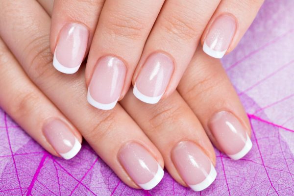 french-manicure